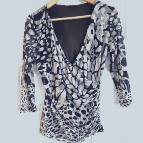 Robert Louis Tops - Blue, Gray and White Print Surplice Top